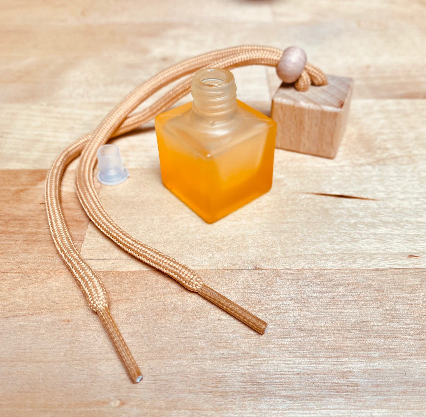 Car Diffuser Hanging Frosted Bottle with Wooden Lid- 8ml