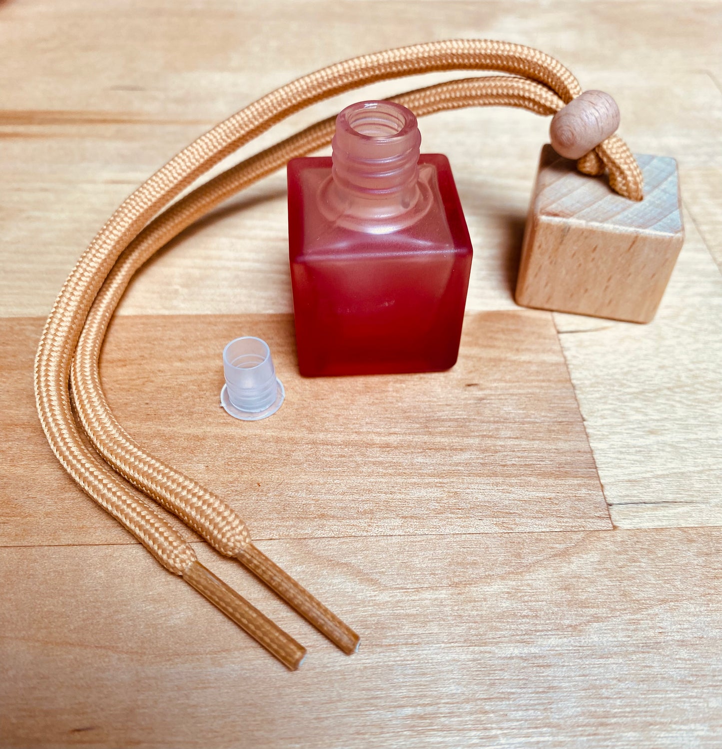 Car Diffuser Hanging Frosted Bottle with Wooden Lid- 8ml